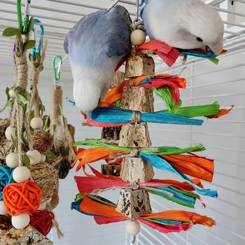 Красочные подвесные игрушки для коренных зубов птиц-попугаев, игрушки для укусов домашних птиц, игрушки для дрессировки попугаев, игрушки для кусания птиц на качелях