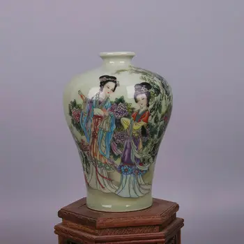 Китайская старинная фарфоровая ваза Pink maid Tumei bottle